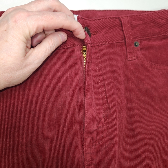 ⭐️NWT Time & Tru Size 6 Burgundy Corduroy Midi Skirt Front Slit 5 Pocket Classic - Picture 4 of 10